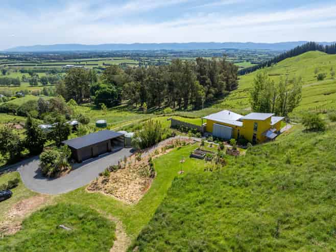 387D Johns Way, Martinborough