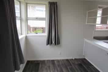 15 Michael Avenue, Dinsdale