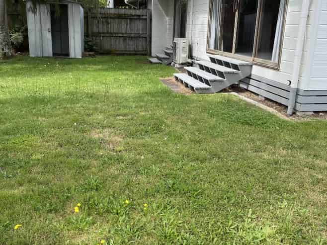 1/8 Charles Crescent, Rainbow Point