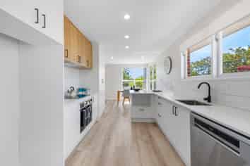 39 Hamill Road, Otara