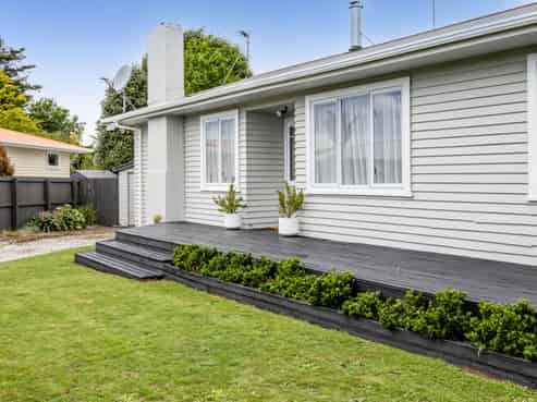 37 Antonio Street, Stratford