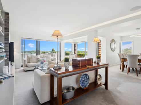 2/662 Remuera Road, Remuera