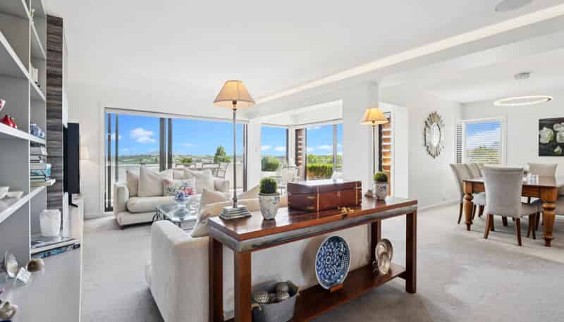 2/662 Remuera Road, Remuera