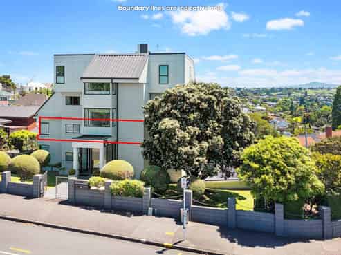 2/662 Remuera Road, Remuera