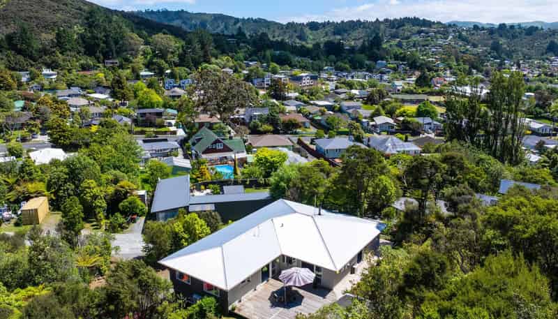 79A Horoeka Street, STOKES VALLEY