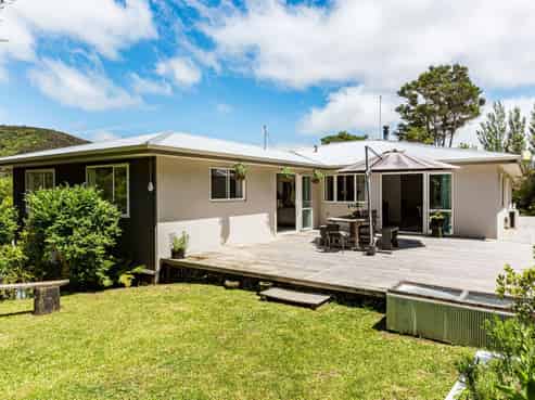 79A Horoeka Street, STOKES VALLEY