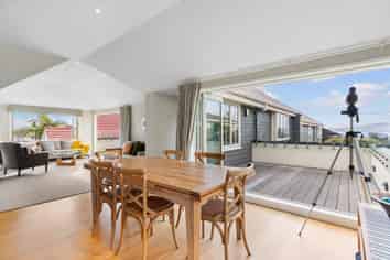 2/33 Ronaki Road, Mission Bay