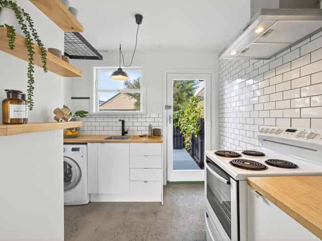 2/783 Te Atatu Road, Te Atatu Peninsula