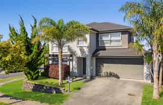 32 Sarteano Drive, Manurewa