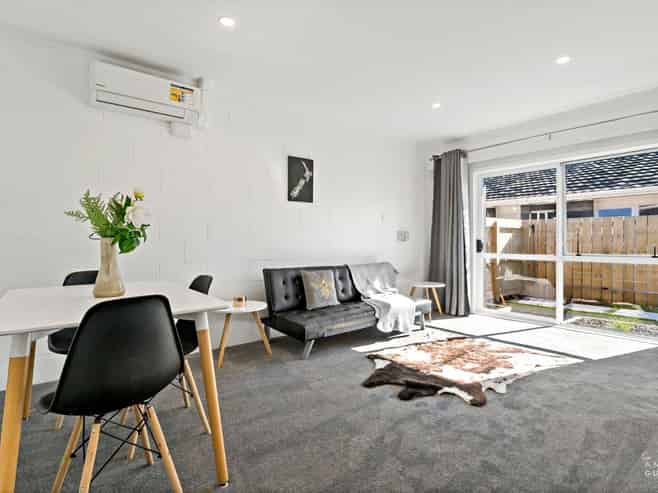 6/8 Atkinson Avenue, Otahuhu