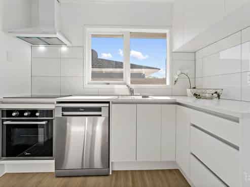 6/8 Atkinson Avenue, Otahuhu