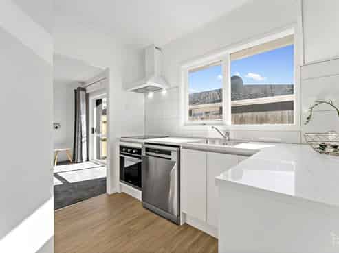 6/8 Atkinson Avenue, Otahuhu