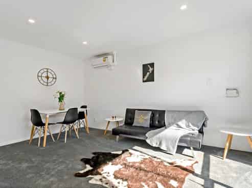 6/8 Atkinson Avenue, Otahuhu