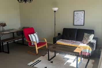 2/32 Greenwood Road, Havelock North