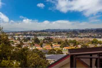 27 Strong Street, Saint Johns