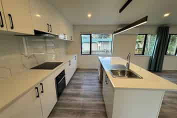 11 Apple Lane, Henderson