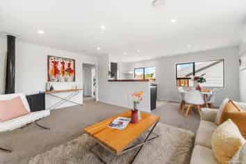 166 Carnoustie Drive, Wattle Downs