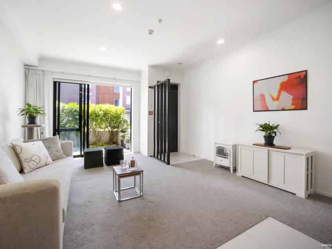 205 Hobsonville Point Road, Hobsonville