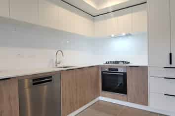 302/32 Shortfin Place, Flat Bush