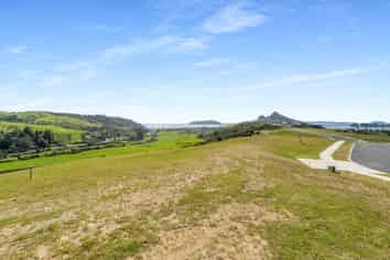 50 Azimuth Road, Tairua