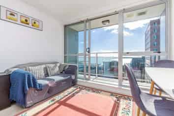 17J/34 Kingston Street, Auckland Central