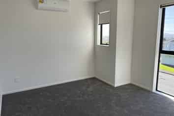 4D Hepburn Road, Glendene