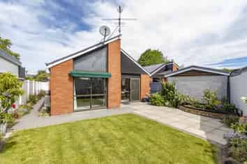 2/104 Trafalgar Street, Saint Albans