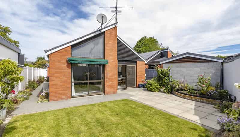 2/104 Trafalgar Street, Saint Albans