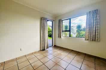 1/591A East Coast Road, Pinehill