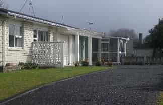 33B  Carisbrooke Street , Katikati