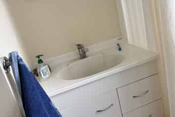 33B  Carisbrooke Street , Katikati