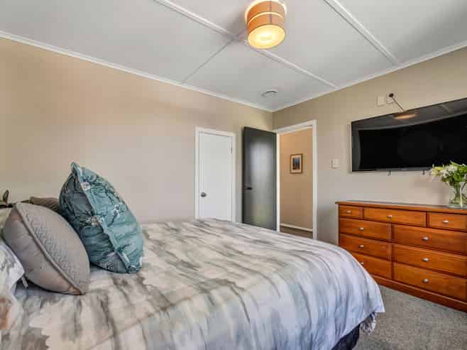 33 Turakina Street,, Merrilands