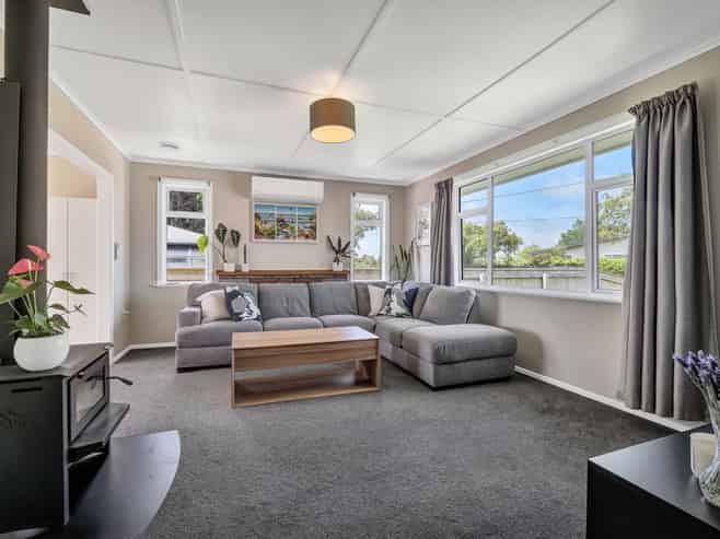 33 Turakina Street,, Merrilands