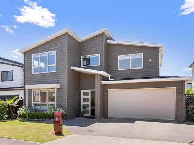 10 Rosewell Crescent, Flat Bush