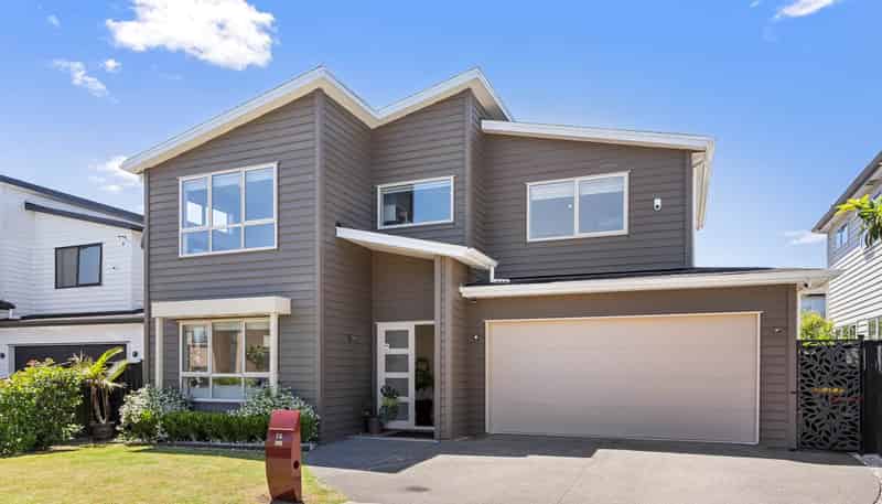 10 Rosewell Crescent, Flat Bush