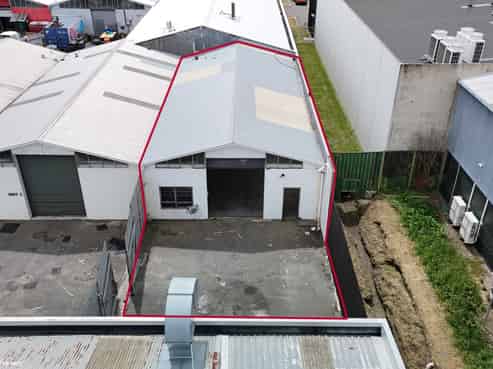 Affordable warehouse with secure yard