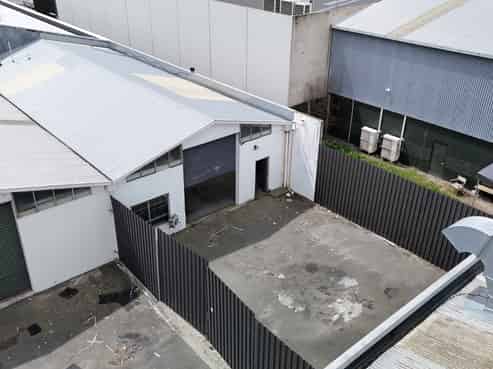 Affordable warehouse with secure yard