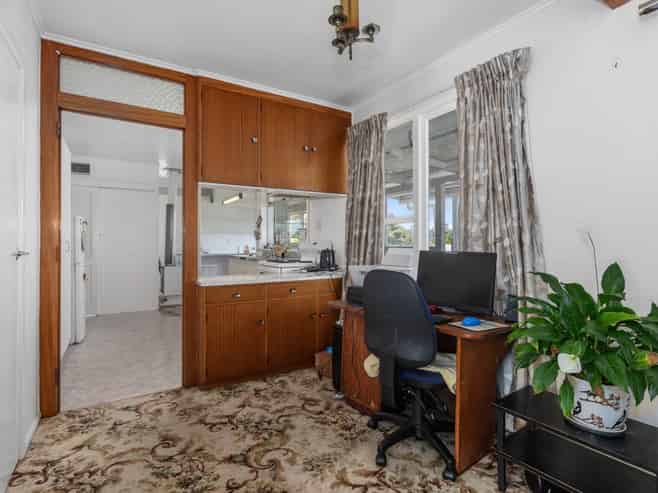 1 Sussex Place, Kamo