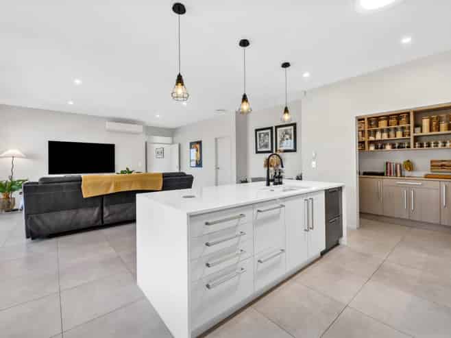 32 Doidge Street, Beachlands