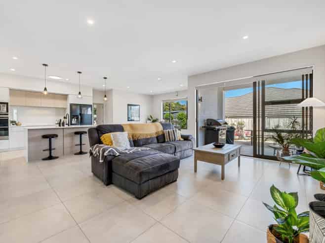 32 Doidge Street, Beachlands