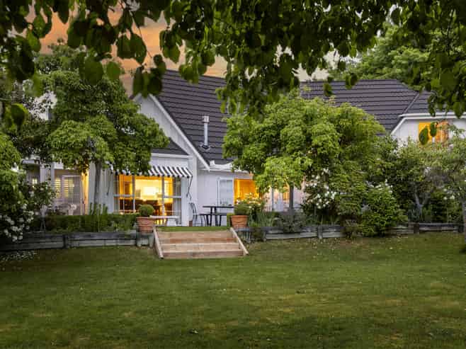 2/18 Pipi Street, Two Mile Bay