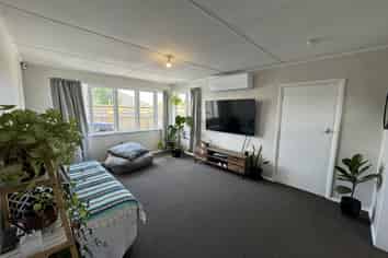 37 Fenchurch Street, Redwood