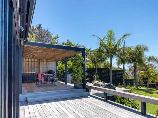 332 Sea View Road, Onetangi