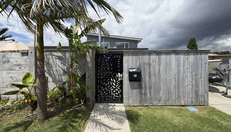 8a School Road, Whitianga
