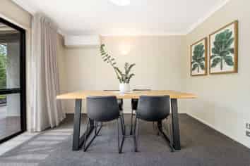 22 Winslow Court, Huntington