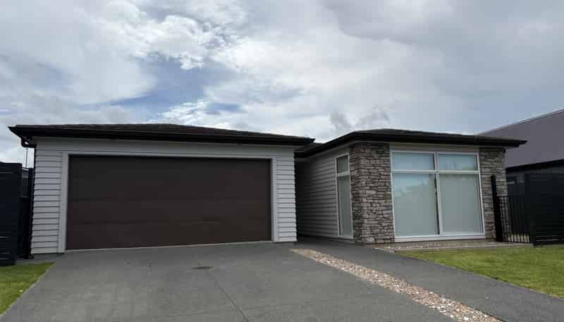 54 Harris Drive, Millwater