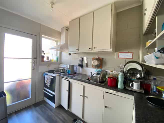 38b Barrie Crescent, Silverdale