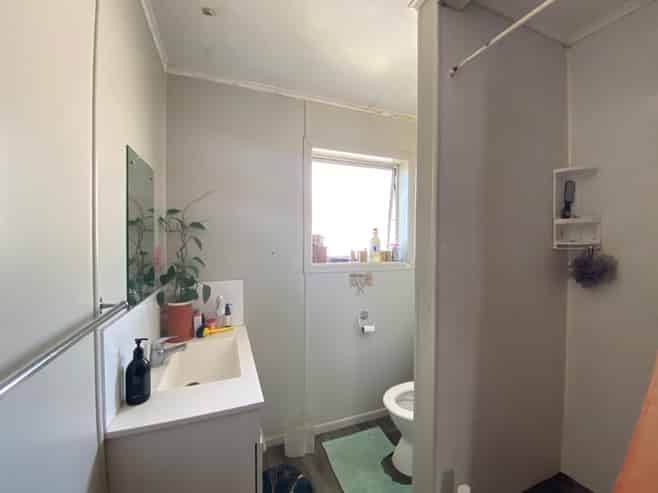 38b Barrie Crescent, Silverdale