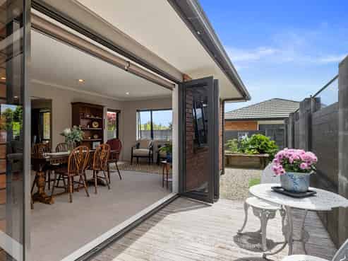 11B Montrose Place, Highlands Park