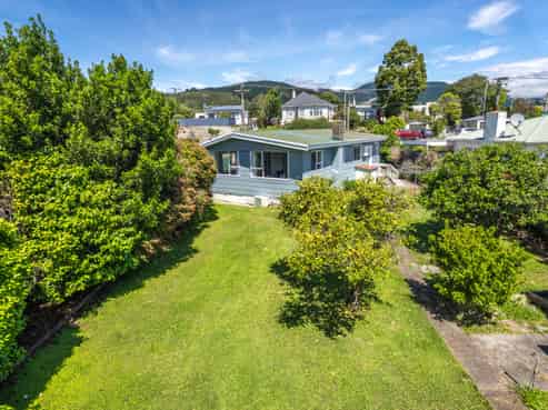 31 Moana Road, Paraparaumu